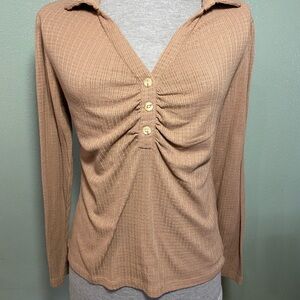 Angels Size Large Brown Collared Henley